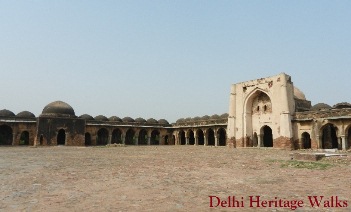 Special Heritage Walk: Jahanpanah & Begumpur